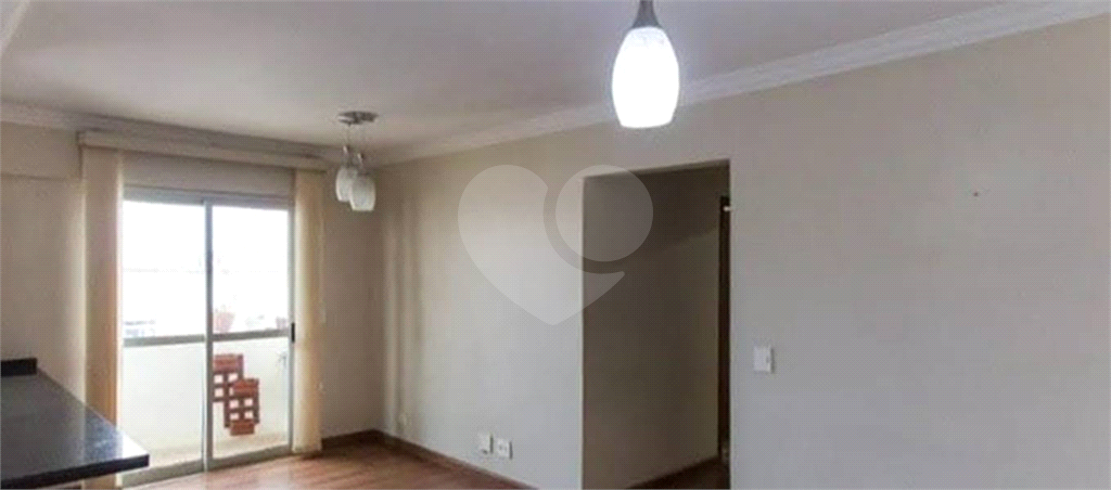 Apartamento 2 Dormitórios, Suíte, Vaga. Vila Medeiros. Aceita pet.