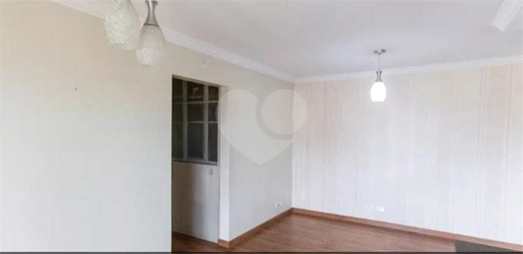 Apartamento 2 Dormitórios, Suíte, Vaga. Vila Medeiros. Aceita pet.