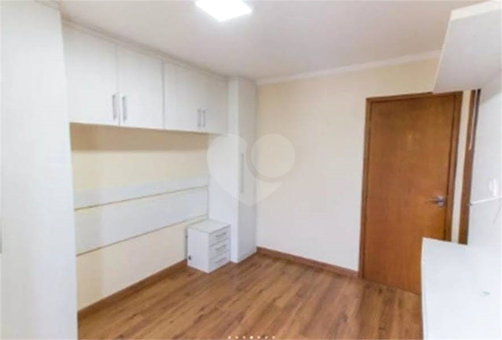 Apartamento 2 Dormitórios, Suíte, Vaga. Vila Medeiros. Aceita pet.