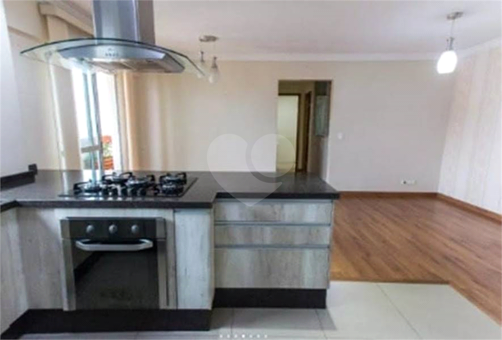 Apartamento 2 Dormitórios, Suíte, Vaga. Vila Medeiros. Aceita pet.