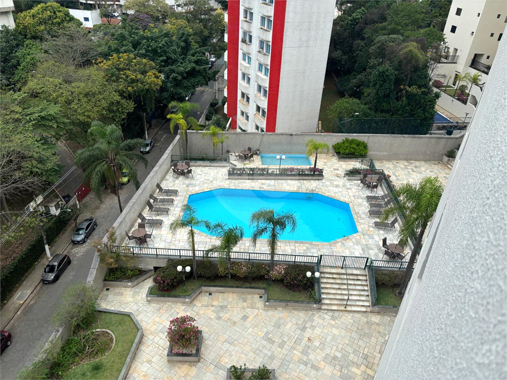 Apartamento à venda e aluguel com 3 quartos, 160m² - Foto 1