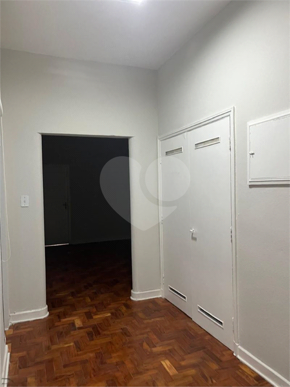 APARTAMENTO em BARRA FUNDA