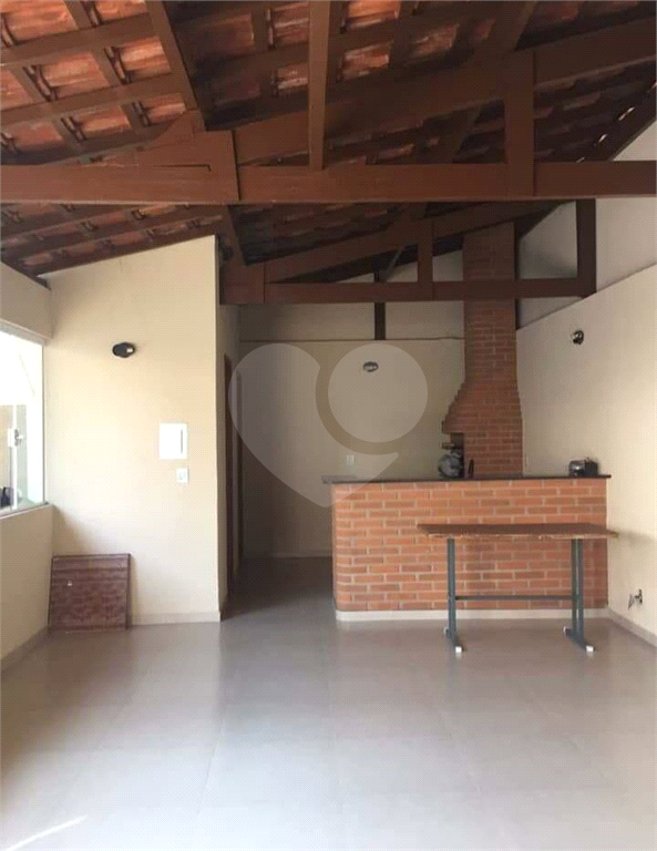 Apartamento para alugar com 3 quartos, 80m² - Foto 3