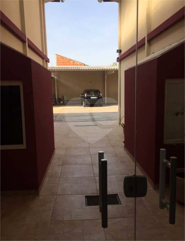 Apartamento para alugar com 3 quartos, 80m² - Foto 2