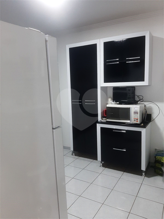 Apartamento para alugar com 3 quartos, 80m² - Foto 9