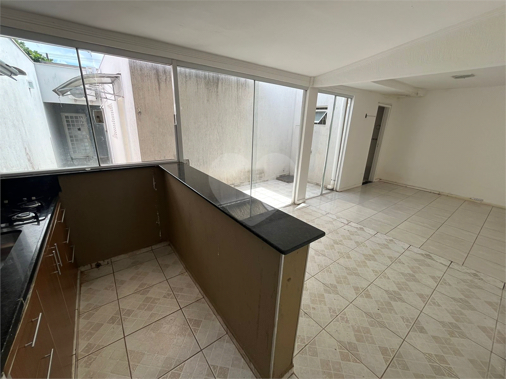 Casa à venda com 2 quartos, 160m² - Foto 15