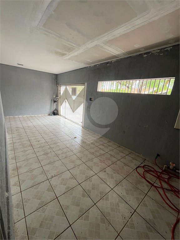 Casa à venda com 2 quartos, 160m² - Foto 4