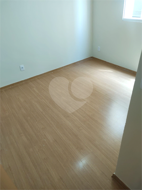 Apartamento à venda com 2 quartos, 44m² - Foto 11