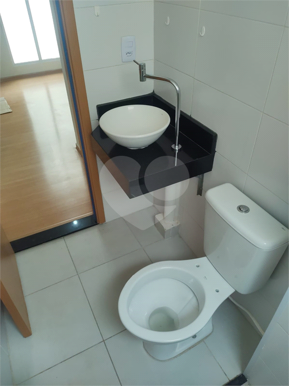 Apartamento à venda com 2 quartos, 44m² - Foto 10