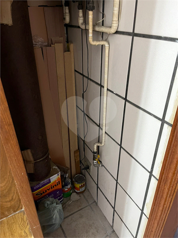 Apartamento em Moema 158 m² de área útil, com 4 quartos, 4 suítes e 6 banheiros, 3 vagas de garagem.