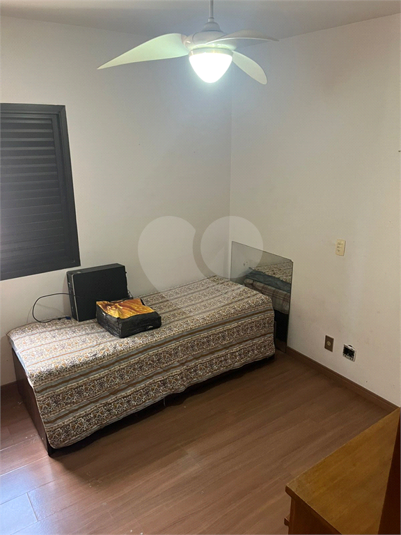 Apartamento em Moema 158 m² de área útil, com 4 quartos, 4 suítes e 6 banheiros, 3 vagas de garagem.