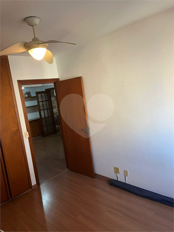 Apartamento em Moema 158 m² de área útil, com 4 quartos, 4 suítes e 6 banheiros, 3 vagas de garagem.
