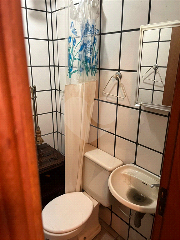 Apartamento em Moema 158 m² de área útil, com 4 quartos, 4 suítes e 6 banheiros, 3 vagas de garagem.