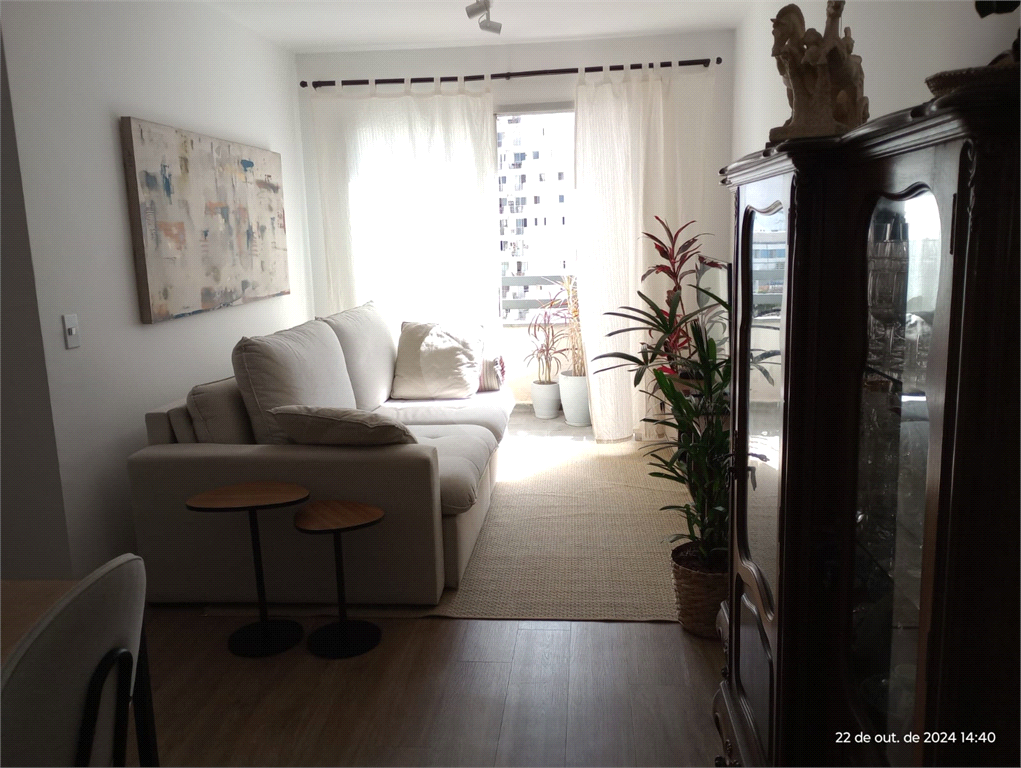 Apartamento 3 dormitorios 2 vagas sacada