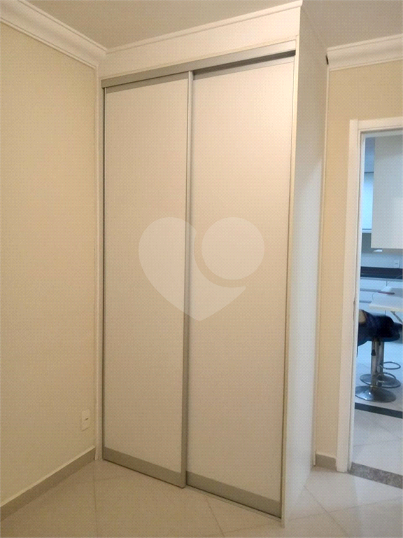 Apartamento à venda com 3 quartos, 61m² - Foto 15