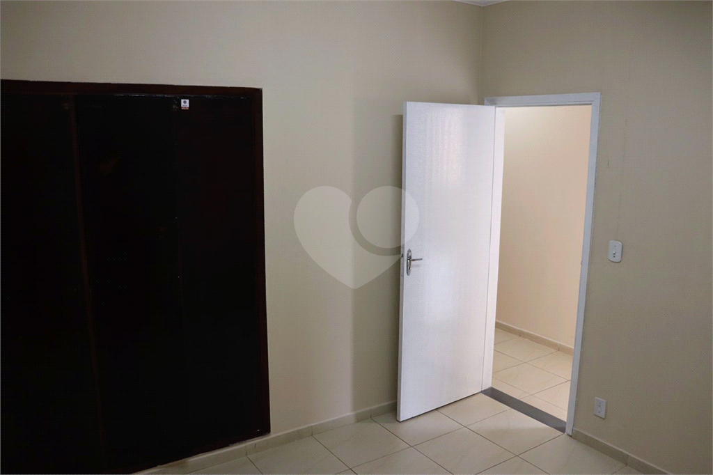 Casa à venda com 3 quartos, 360m² - Foto 6