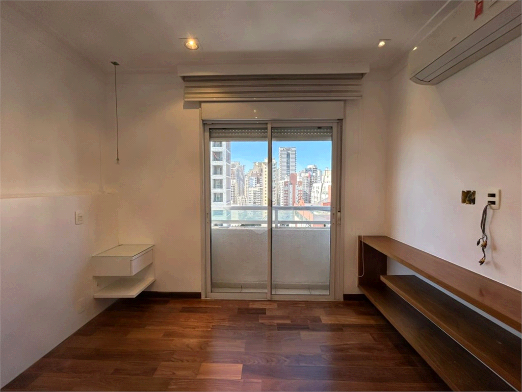 Apartamento Perdizes 3 suites e 3 vagas de garagem 