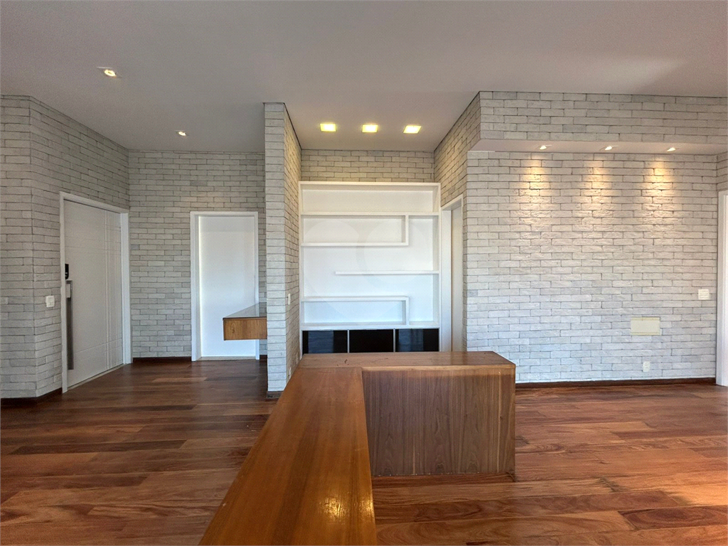 Apartamento Perdizes 3 suites e 3 vagas de garagem 
