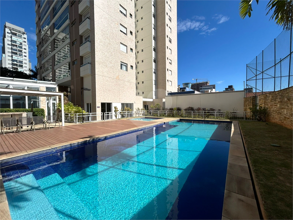 Apartamento Perdizes 3 suites e 3 vagas de garagem 
