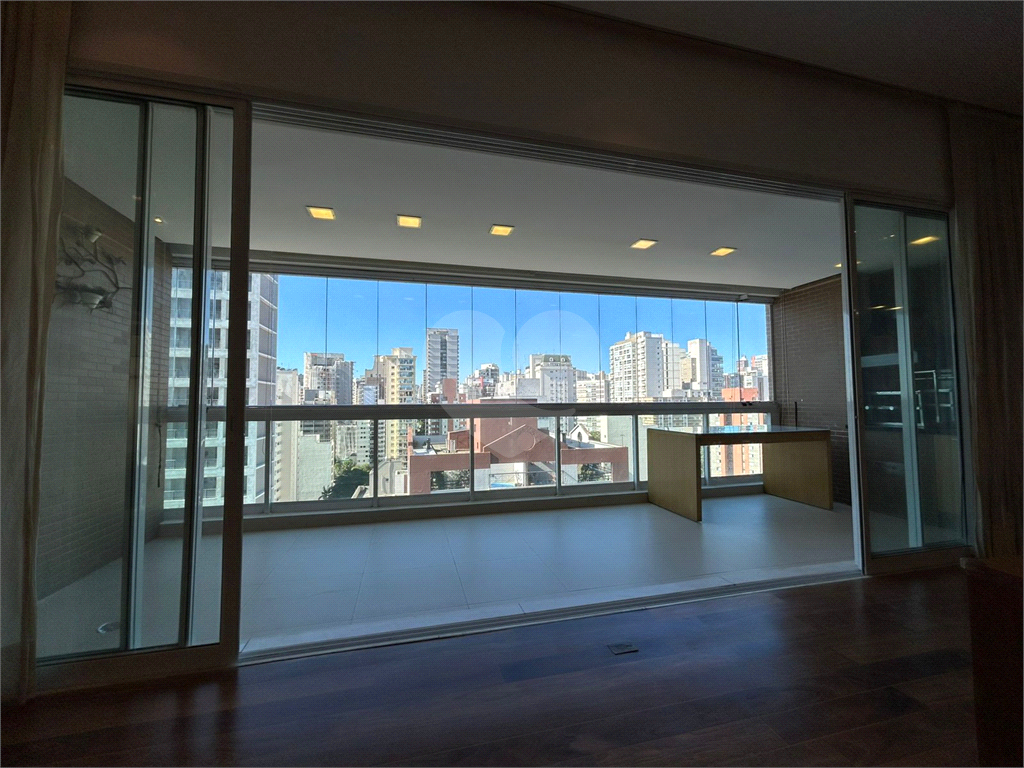 Apartamento Perdizes 3 suites e 3 vagas de garagem 