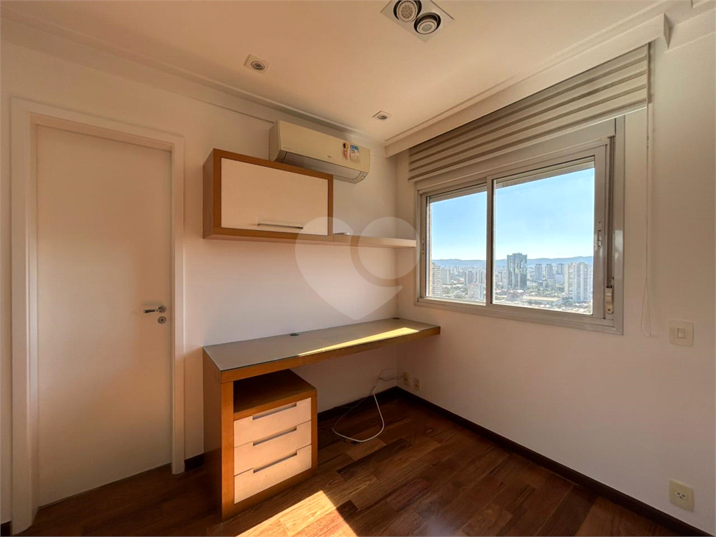 Apartamento Perdizes 3 suites e 3 vagas de garagem 