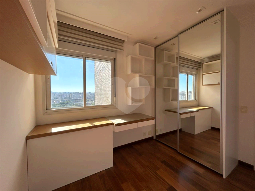 Apartamento Perdizes 3 suites e 3 vagas de garagem 