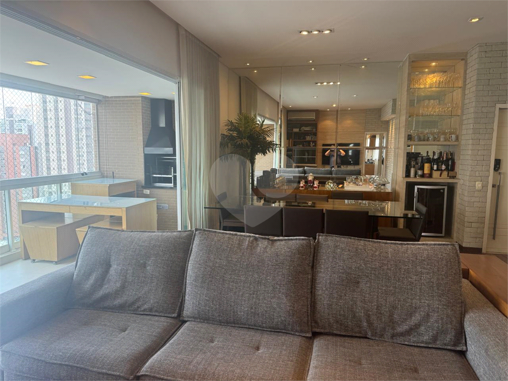 Apartamento Perdizes 3 suites e 3 vagas de garagem 