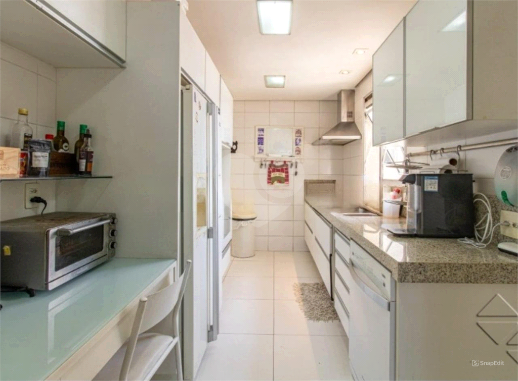 Apartamento Perdizes 3 suites e 3 vagas de garagem 
