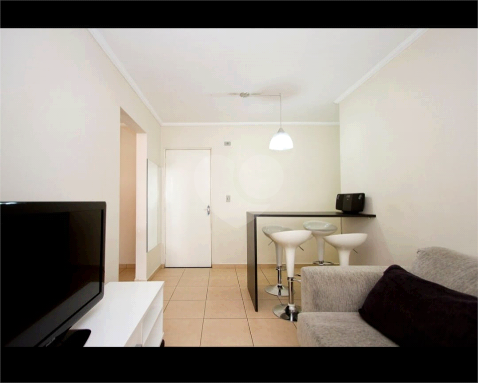 Apartamento à venda com 2 quartos, 50m² - Foto 4