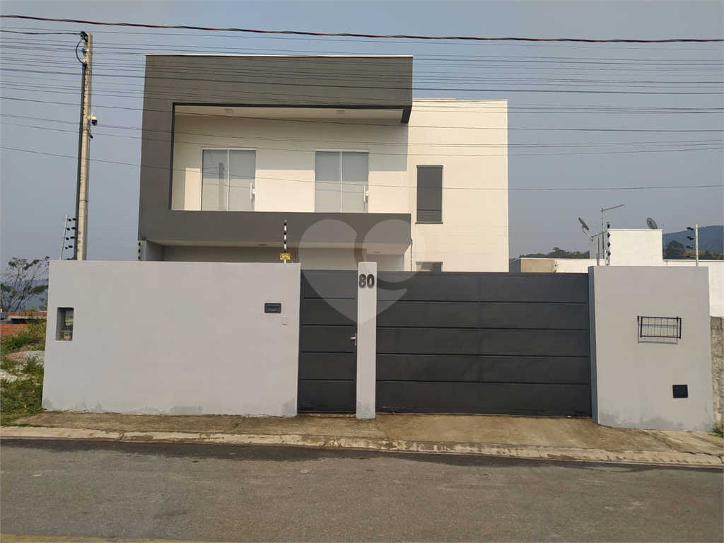 Sobrado à venda com 3 quartos, 104m² - Foto 1