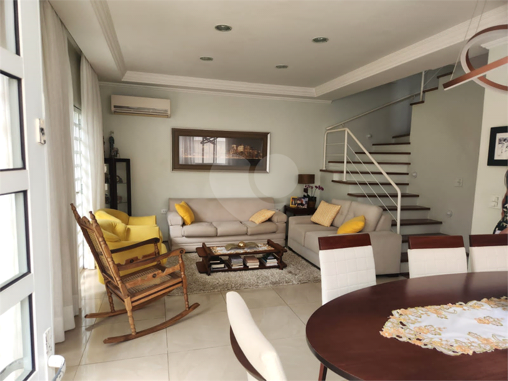 CASA em VILA ROMANA