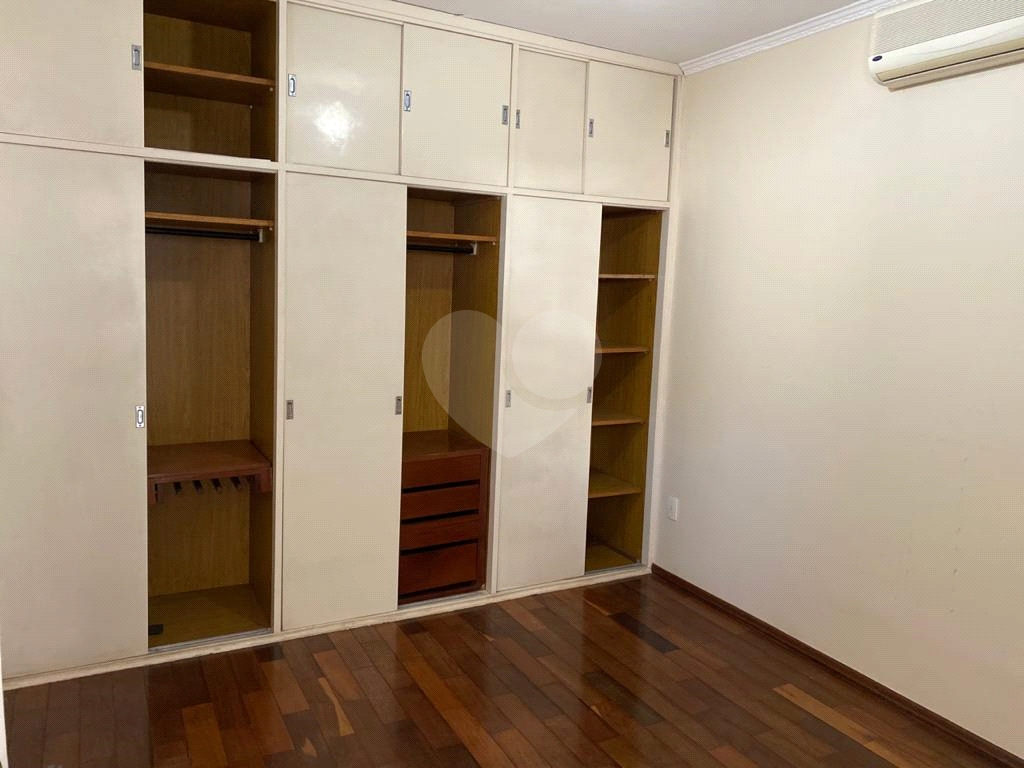 Casa à venda e aluguel com 4 quartos, 358m² - Foto 13