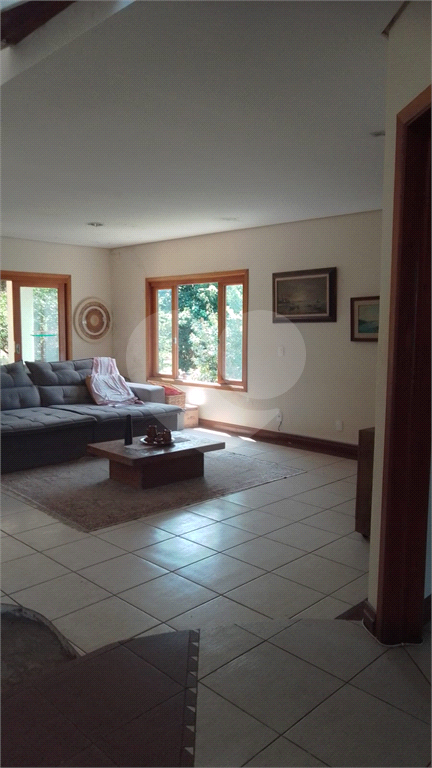 Casa de Condomínio à venda com 5 quartos, 352m² - Foto 4