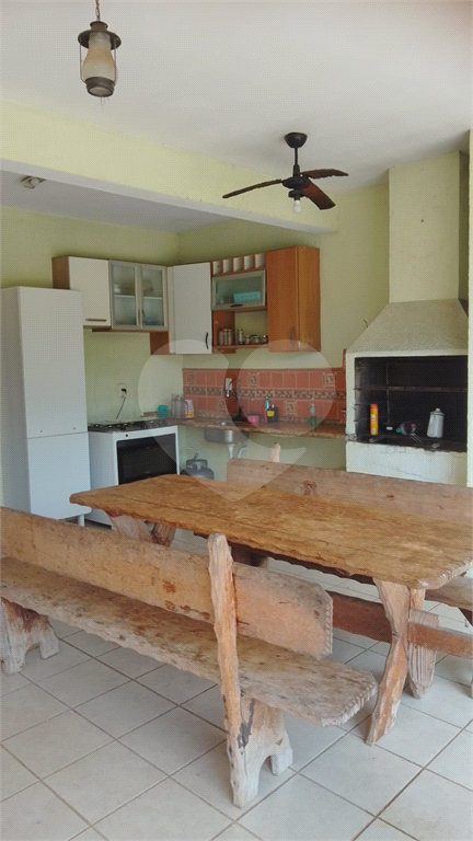 Casa de Condomínio à venda com 5 quartos, 352m² - Foto 3
