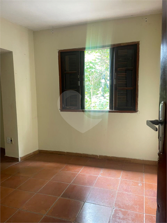 Casa à venda com 4 quartos, 209m² - Foto 11