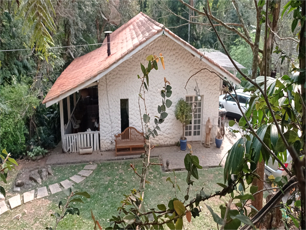 Casa, 3 quartos, 229 m² - Foto 1