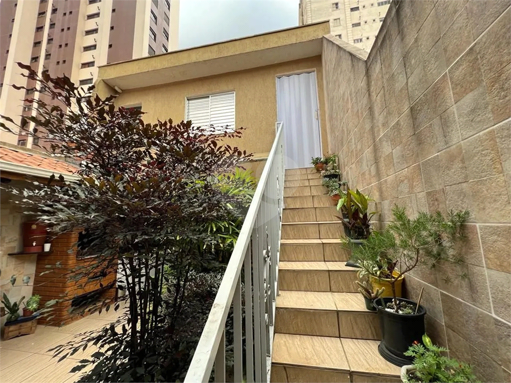 Sobrado no Coração do Ipiranga – 3 Dormitórios e 5 Vagas