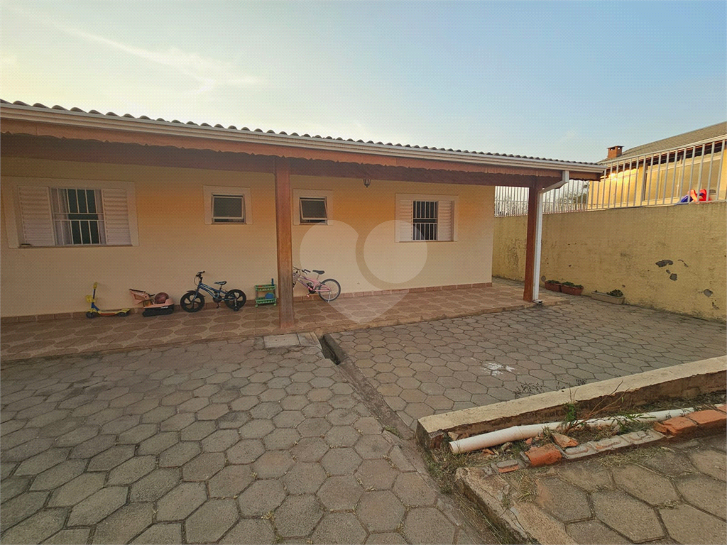 Casa à venda com 3 quartos, 200m² - Foto 46