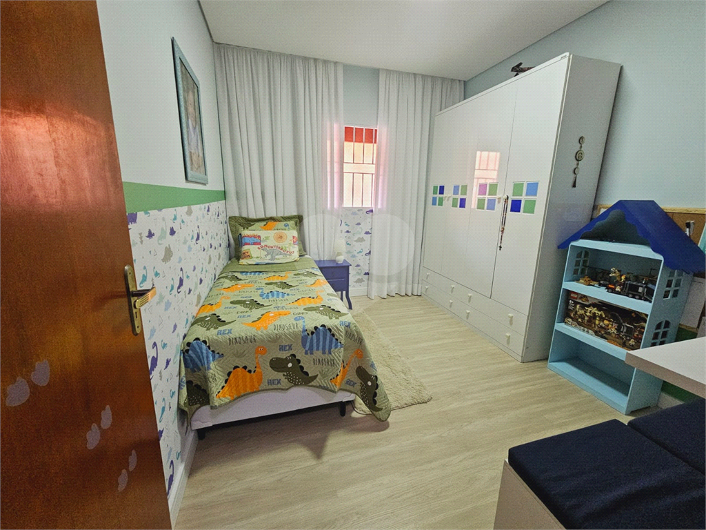 Casa à venda com 3 quartos, 200m² - Foto 16