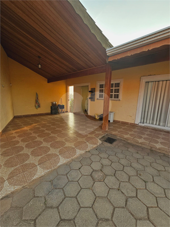 Casa à venda com 3 quartos, 200m² - Foto 42