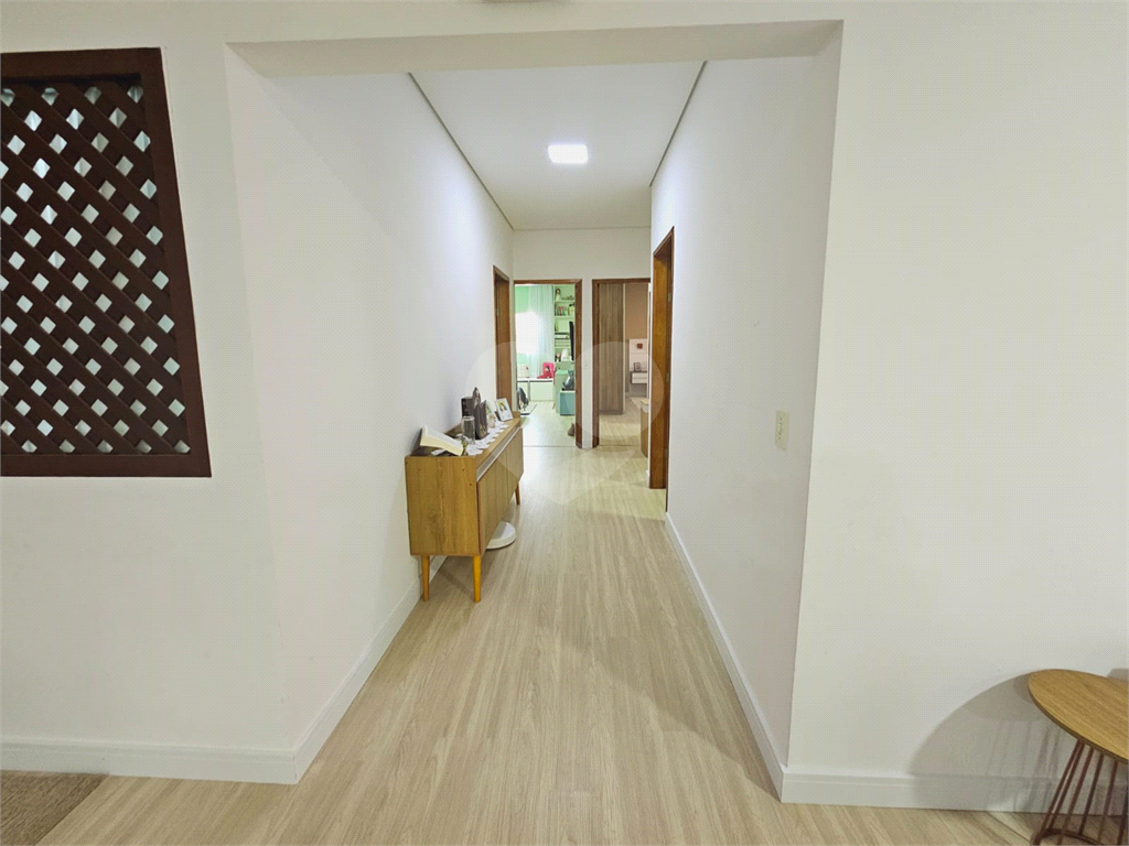 Casa à venda com 3 quartos, 200m² - Foto 15