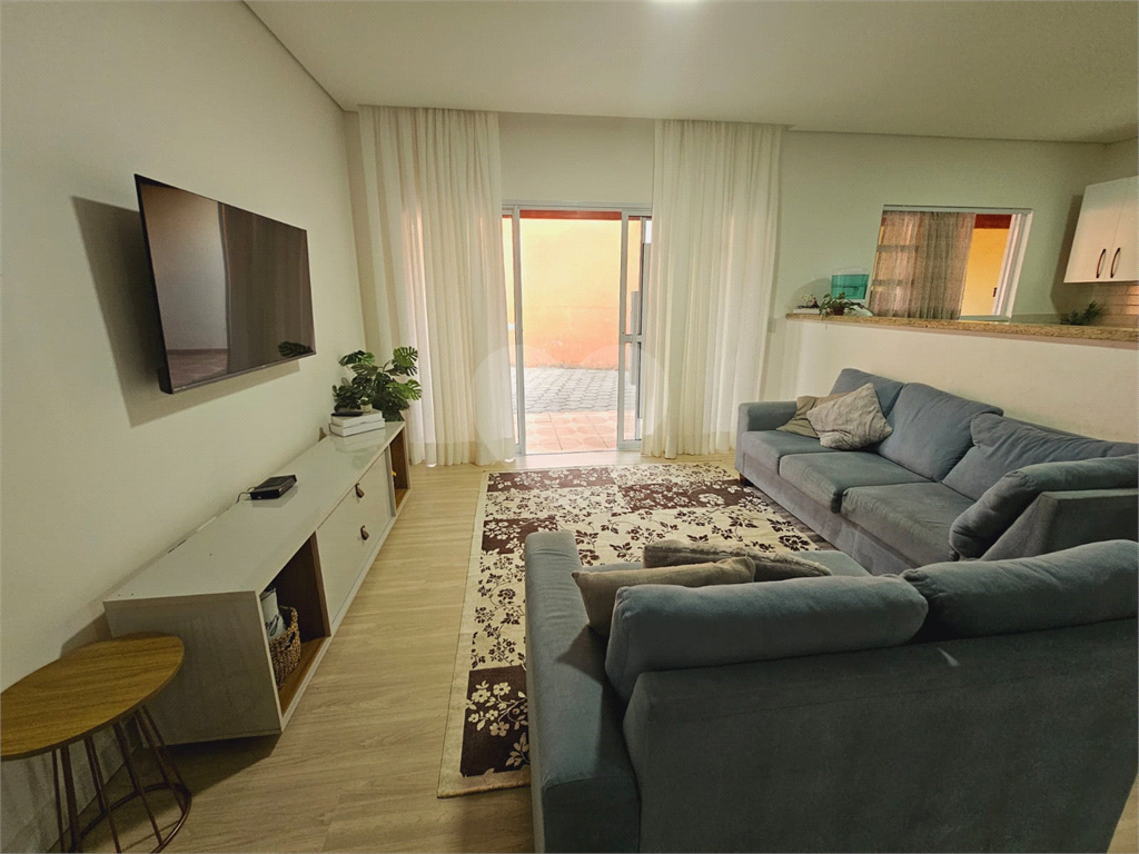 Casa à venda com 3 quartos, 200m² - Foto 12