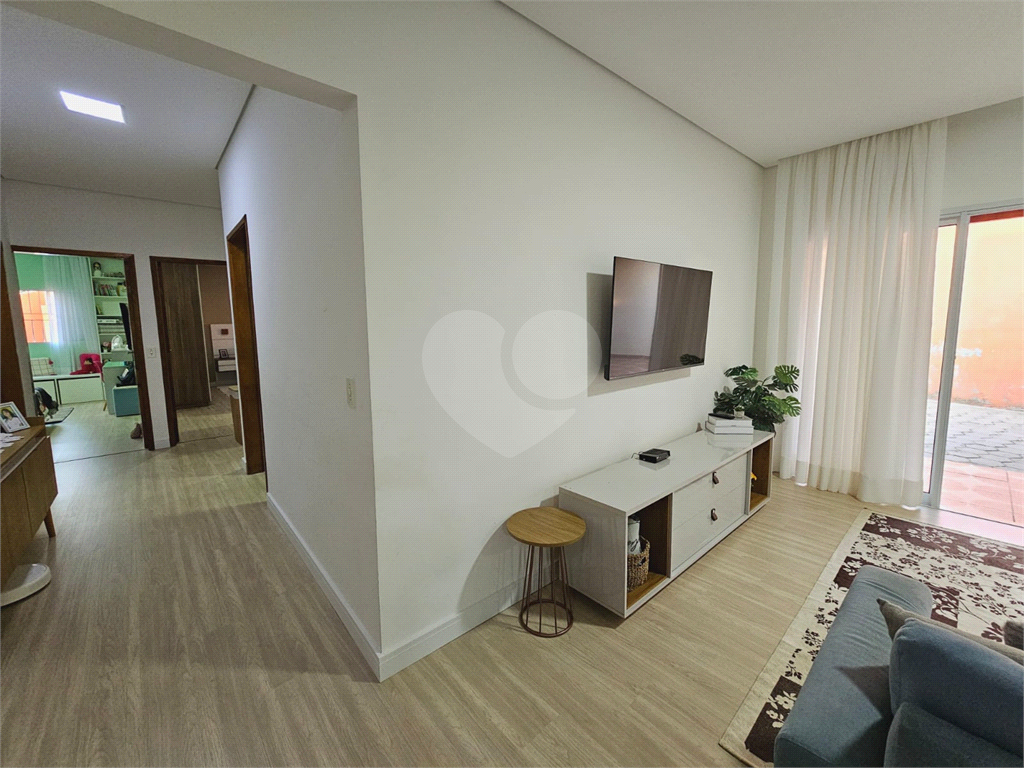 Casa à venda com 3 quartos, 200m² - Foto 13