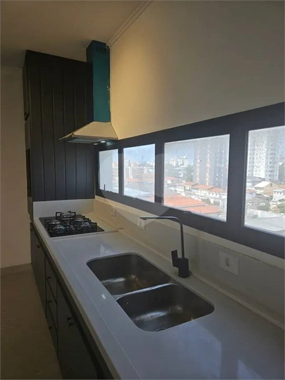 Apartamento de 180 m², 4 Quartos e 4 Banheiros – Totalmente Reformado e Pronto para Morar
