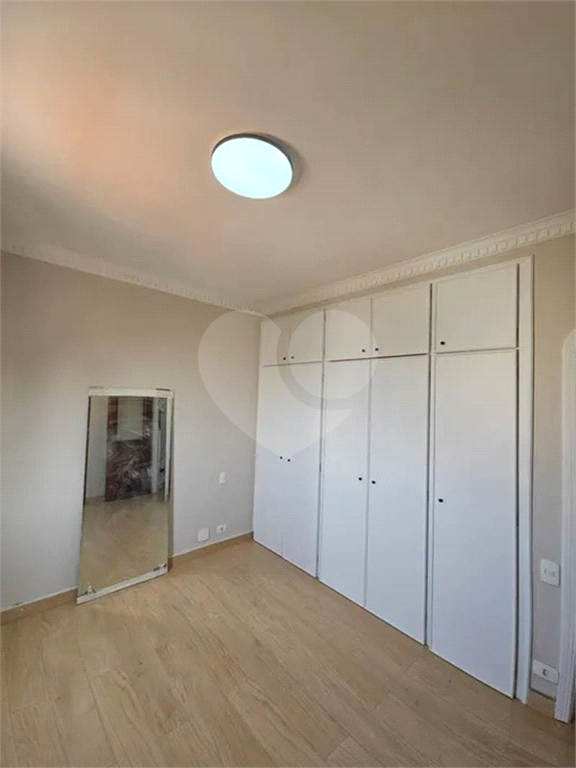 Apartamento de 180 m², 4 Quartos e 4 Banheiros – Totalmente Reformado e Pronto para Morar