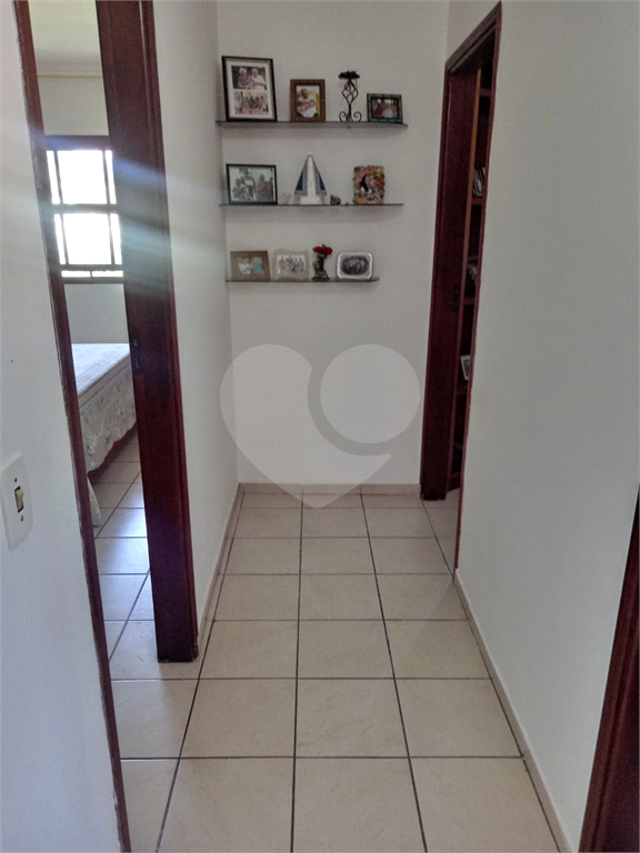 Casa à venda com 3 quartos, 284m² - Foto 5