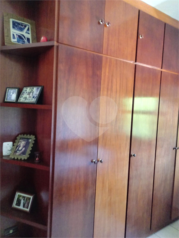 Casa à venda com 3 quartos, 284m² - Foto 22