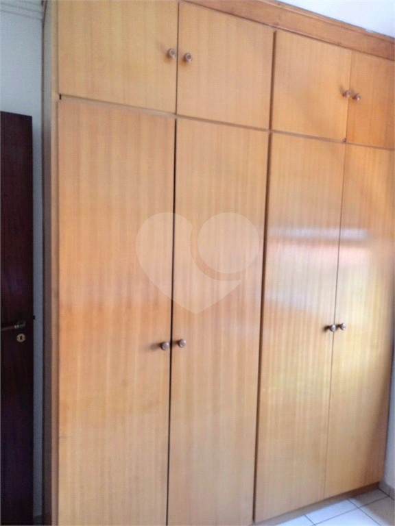 Casa à venda com 3 quartos, 284m² - Foto 7