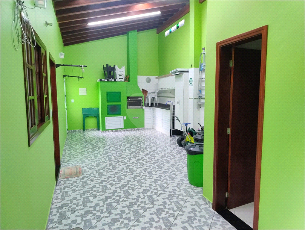 Casa à venda com 2 quartos, 170m² - Foto 4