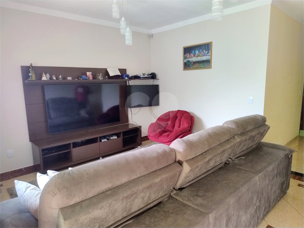 Casa à venda com 2 quartos, 170m² - Foto 5